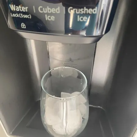 White Lagoon, 6 Guests, 2 Bathrooms, Heated Private Pool, Amazing View, Ac, Fully Equiped ! فيلة