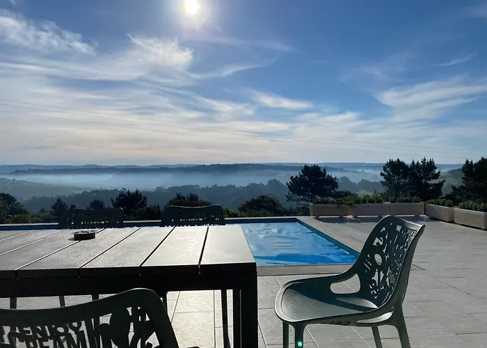 White Lagoon, 6 Guests, 2 Bathrooms, Heated Private Pool, Amazing View, Ac, Fully Equiped ! *